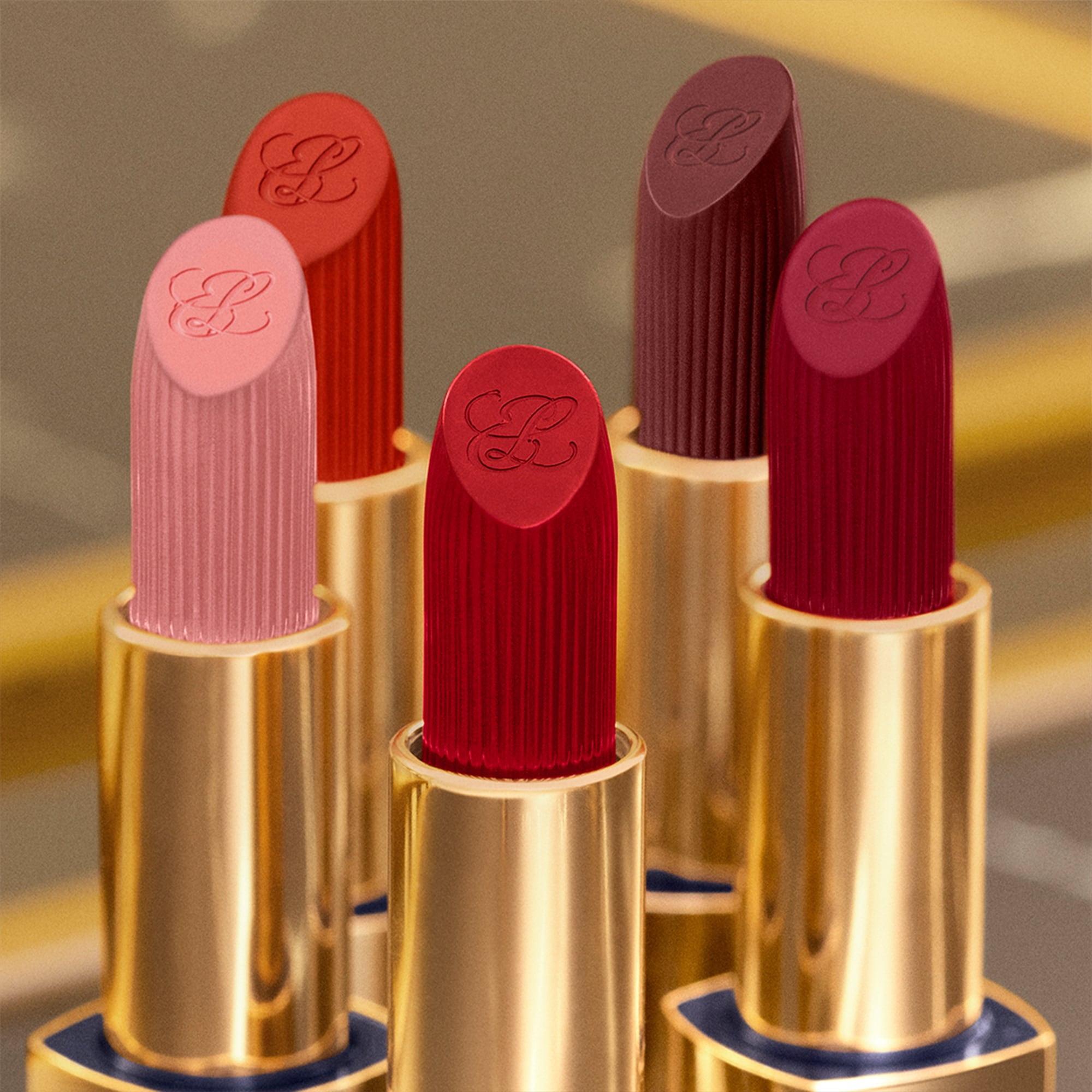 Estée Lauder Pure Color Envy Paint-On Liquid LipColor Matte rouge à
